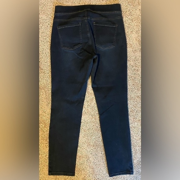 Gloria Vanderbilt Womens 10 short Blue Denim Jeans Avery Slim Missy Dark Wash - Picture 2 of 4